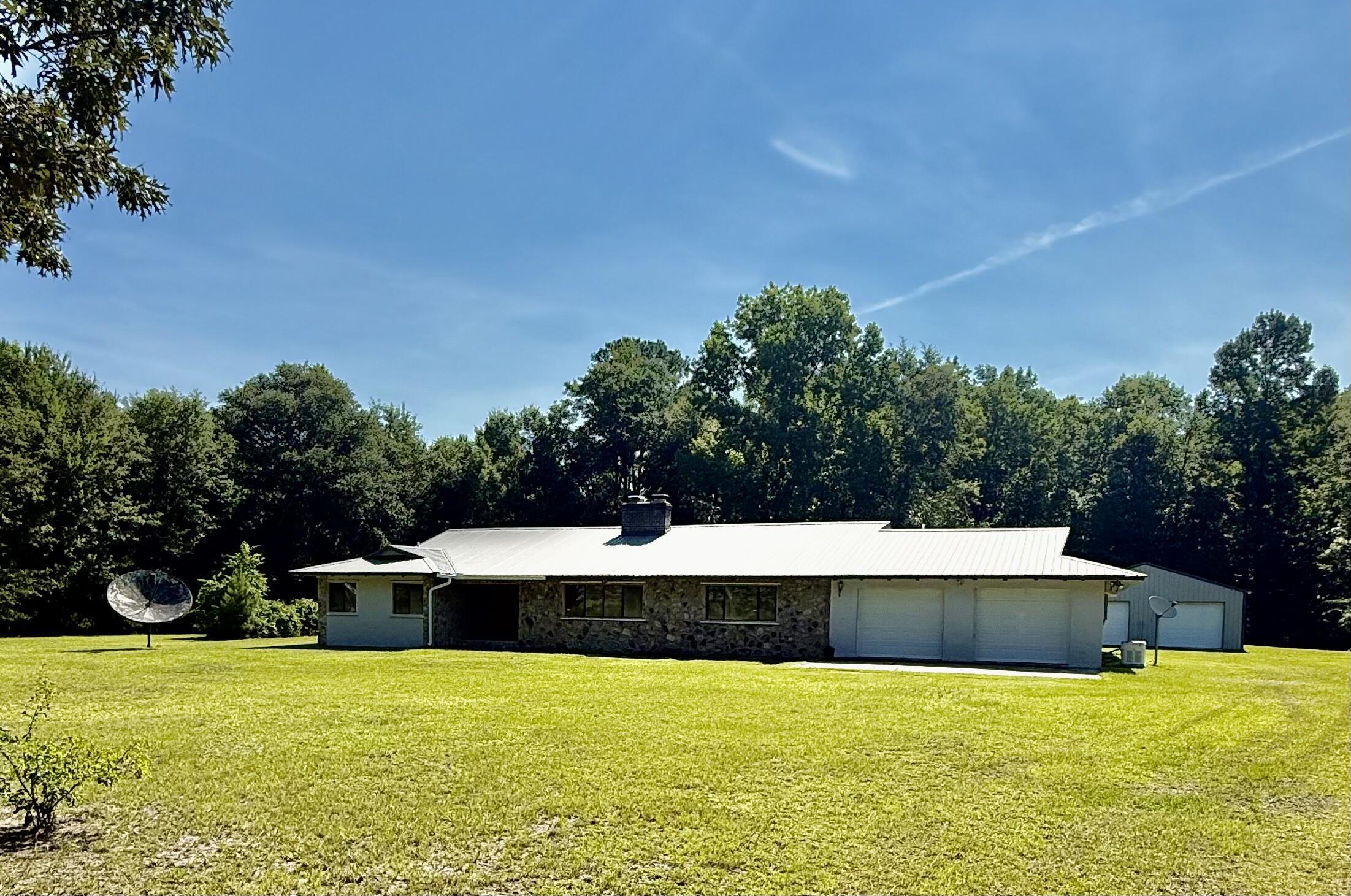 Image 1: Frontyard