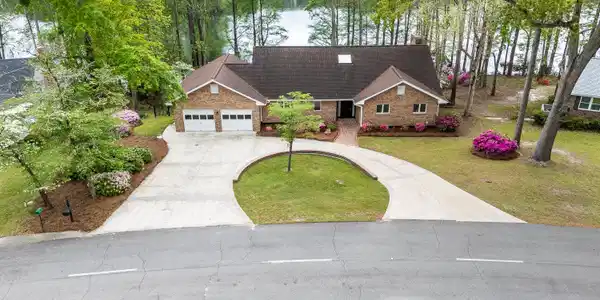 415 Santee Drive