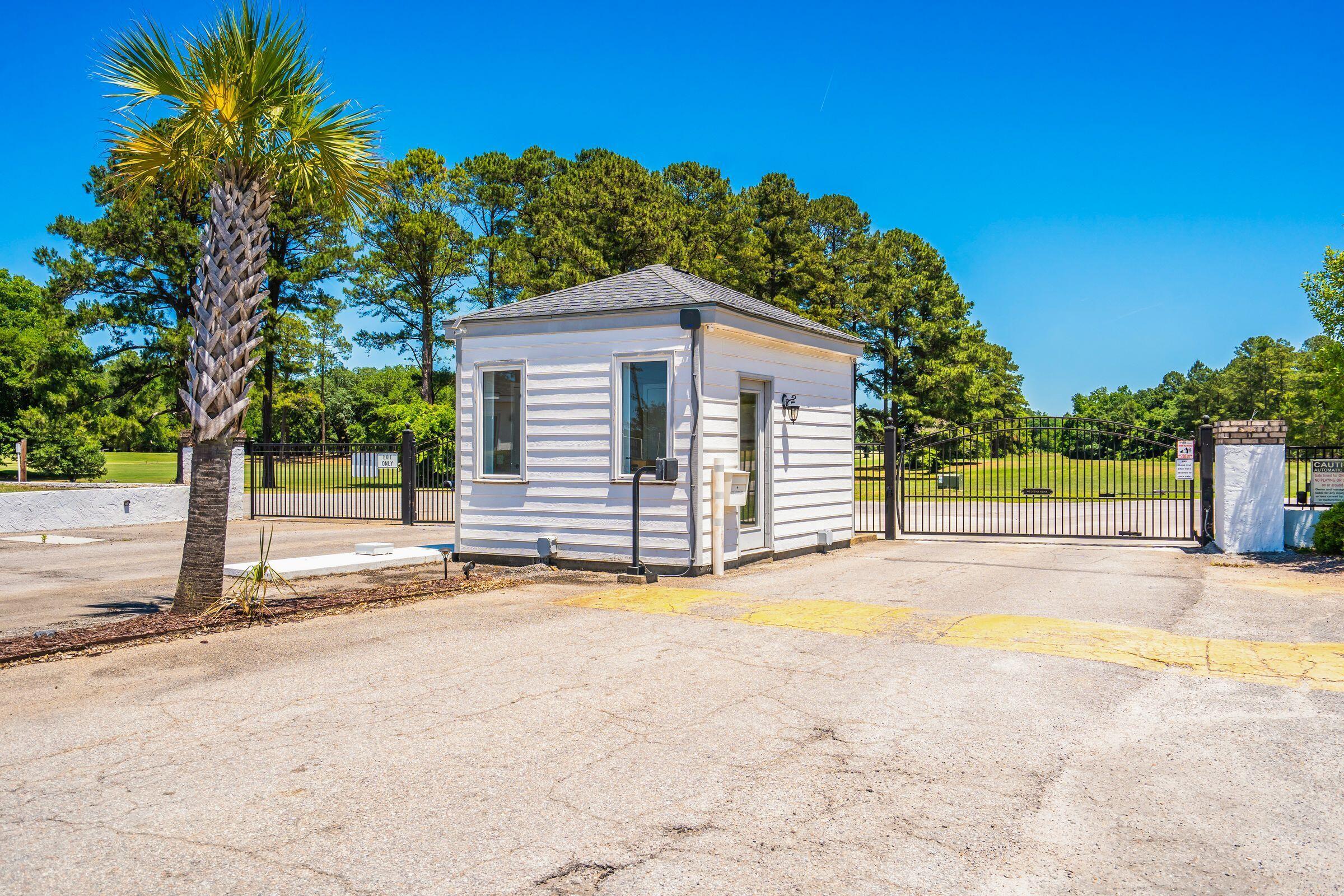 Image 2: mls_144SaludaDr-KeenEyeMarketing-090