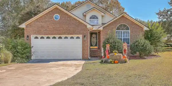 126 Ridge Lake Drive, Manning SC 29102