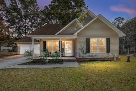 703 Lakeside Drive