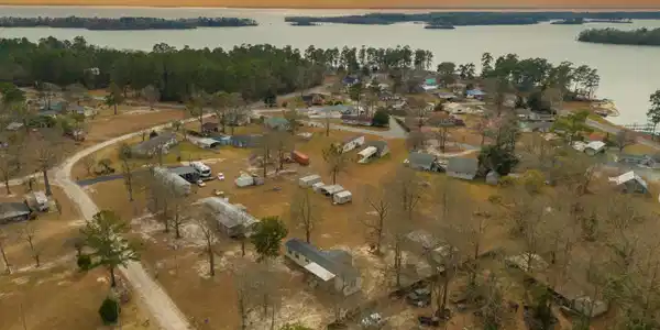 1236 Landing Road, Manning SC 29102
