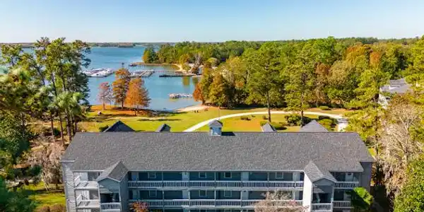 2305 Cypress Pointe