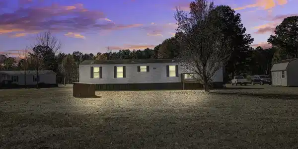 121 Lizzie Avenue