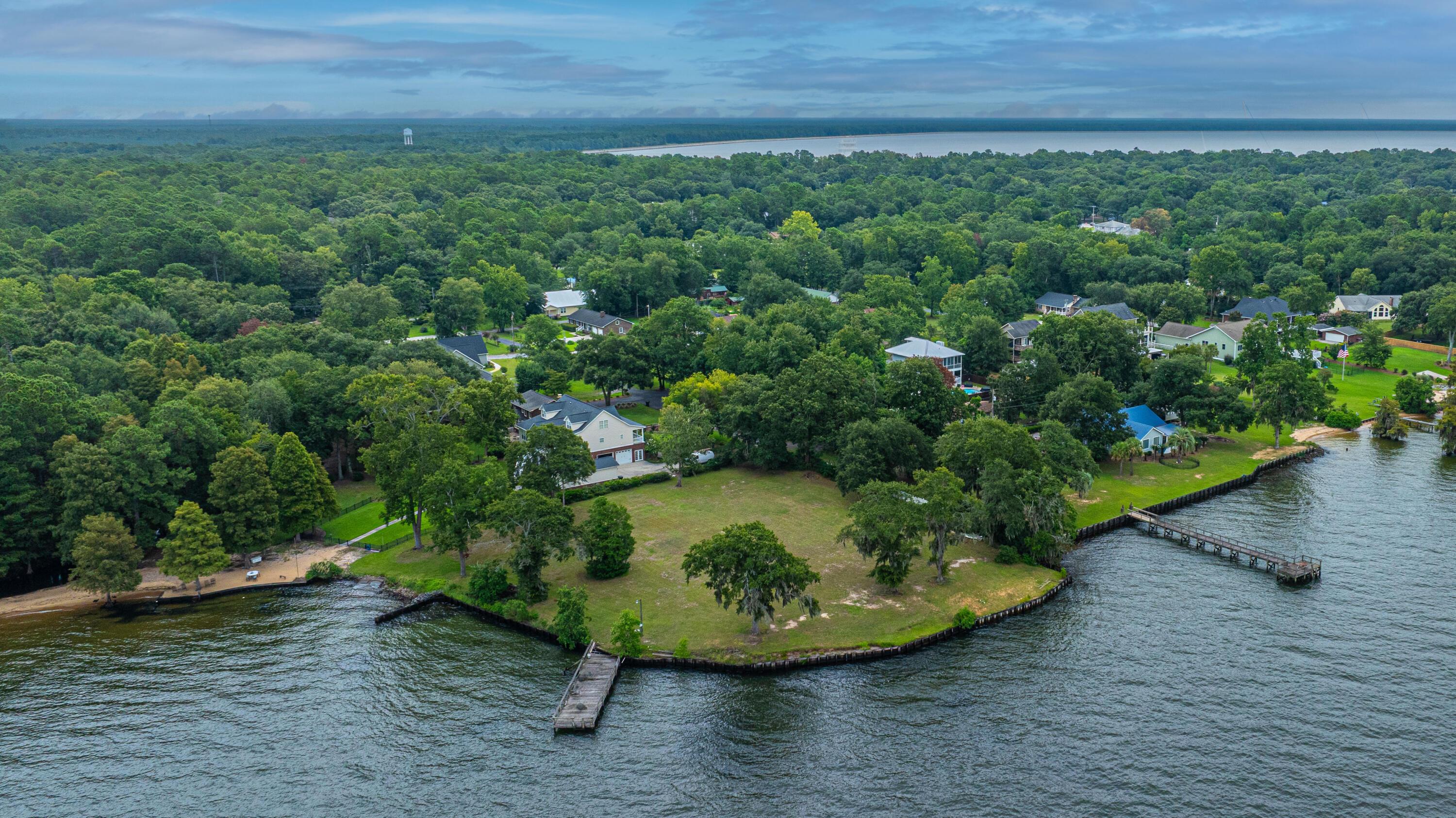 Image 1: 112ChapelHillDr001