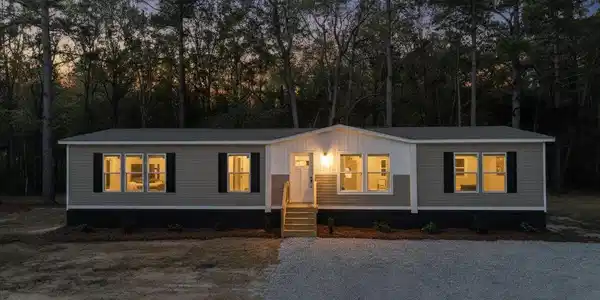 319 Hickory Nut Way