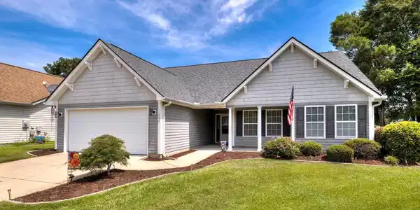 1482 Blue Heron Point