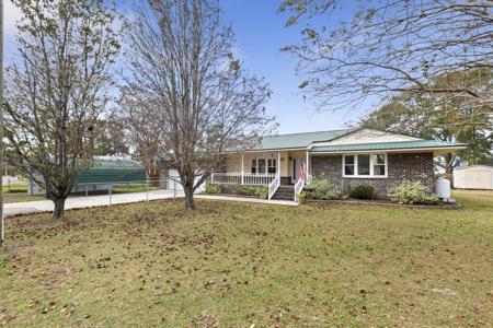 402 Chippendale Lane