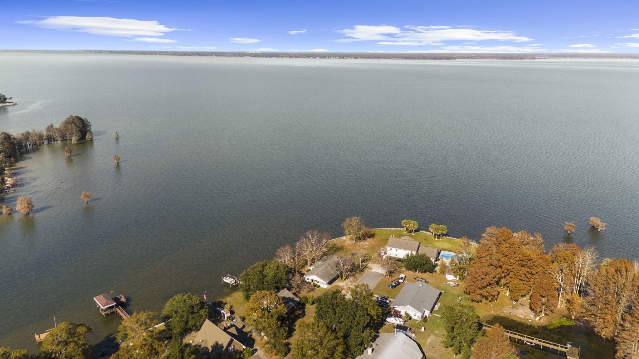 Image 2: 15-web-or-mls-DJI_20251124125928_0710_D