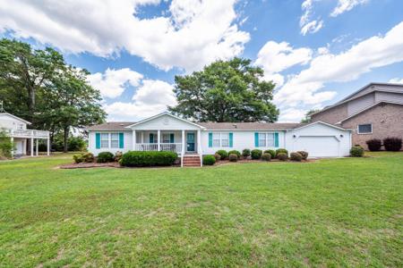 1529 Waters Edge Drive
