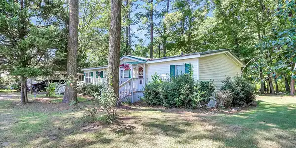 1635 Pocahontas Circle