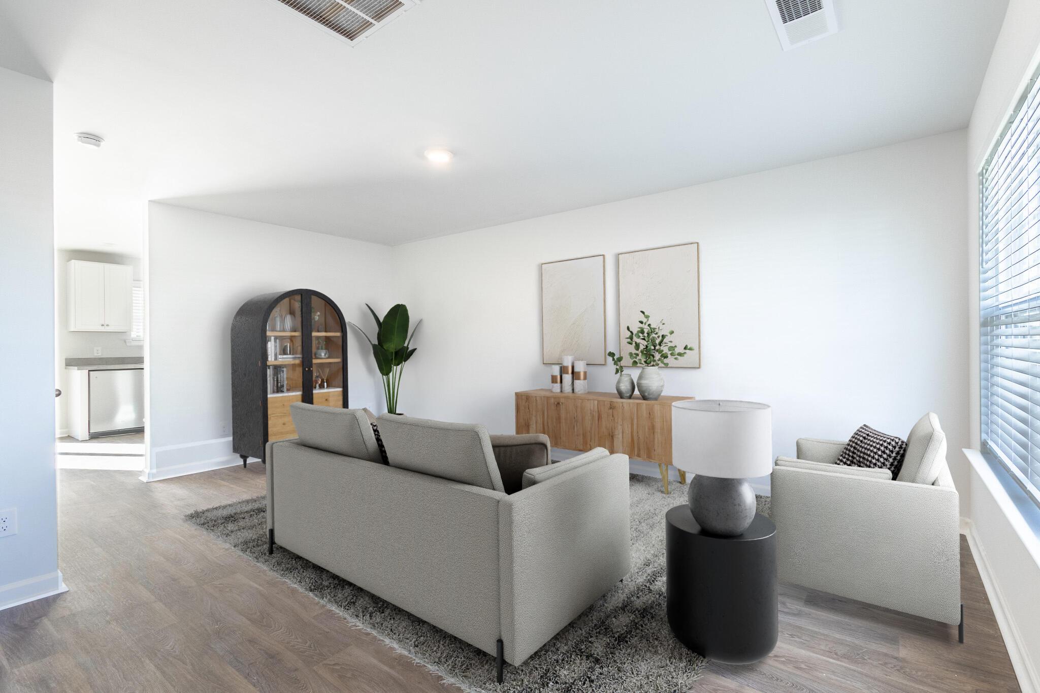 Image 4: Property_AAC1_RACHEL_-__True_Express_1_1
