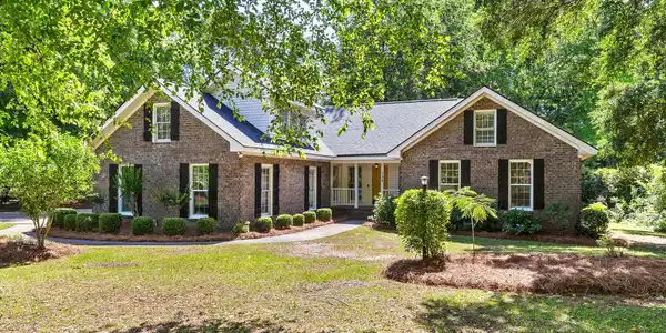 134 Cooper Circle