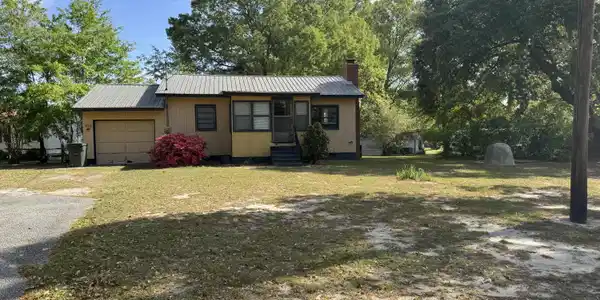 102 Norris Drive