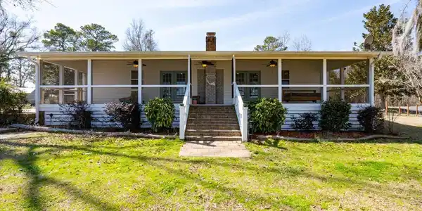 761 Stumphole Road