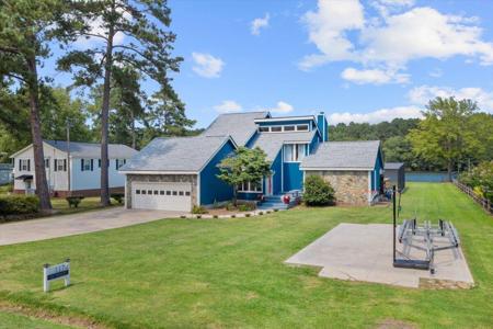 1174 Gin Pond Drive