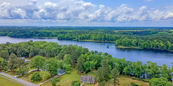 1403 Winnwood Lane