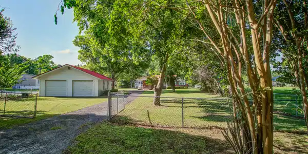 1315 Hudson Road