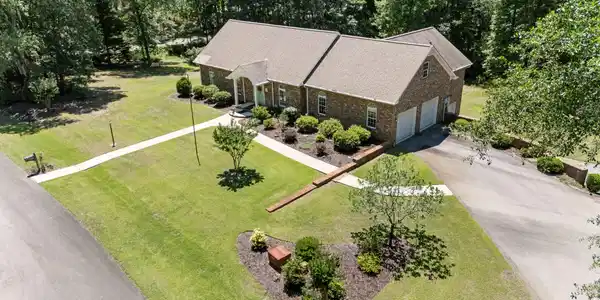 1035 Park Drive