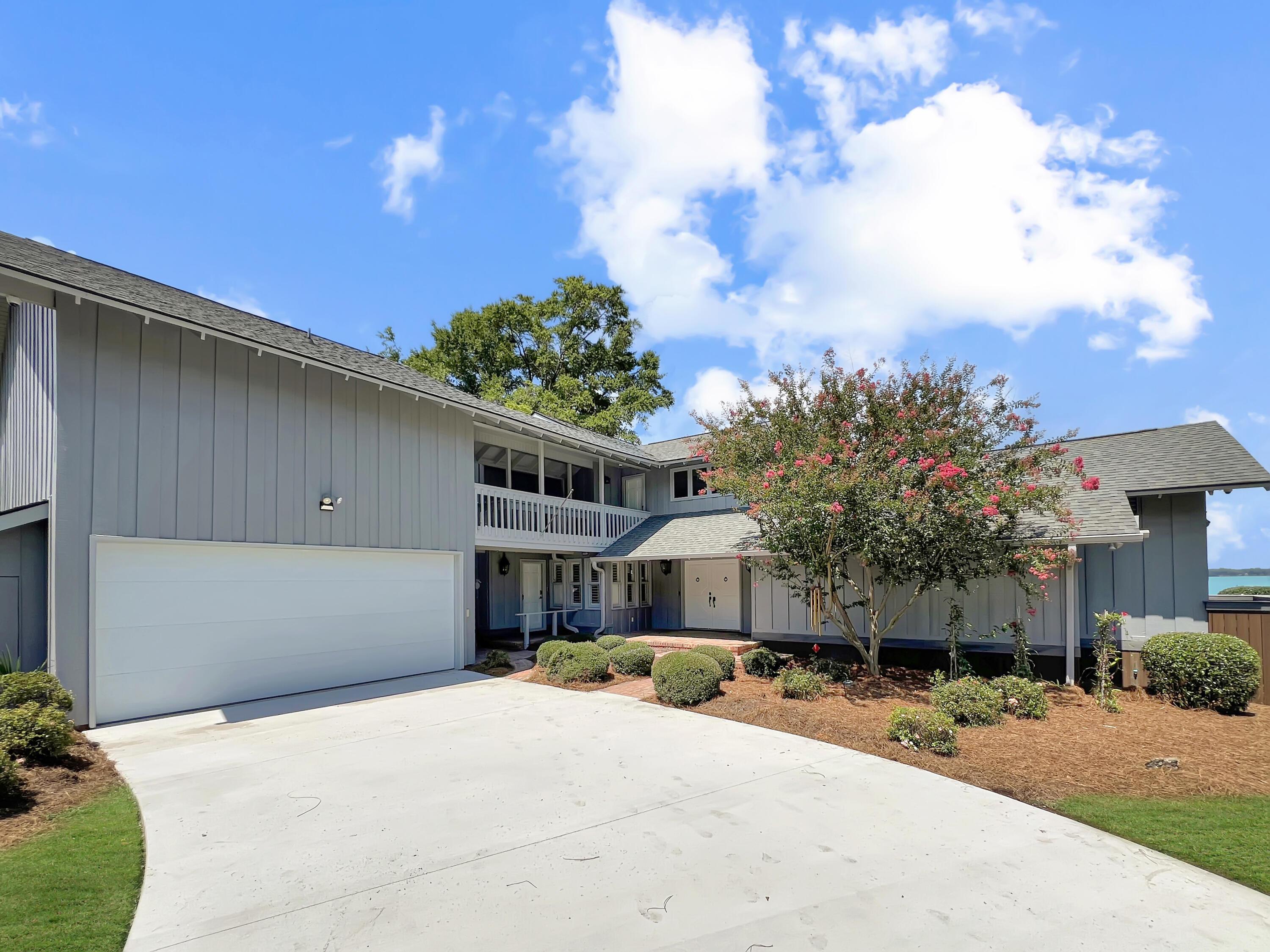 Image 3: 457streetside