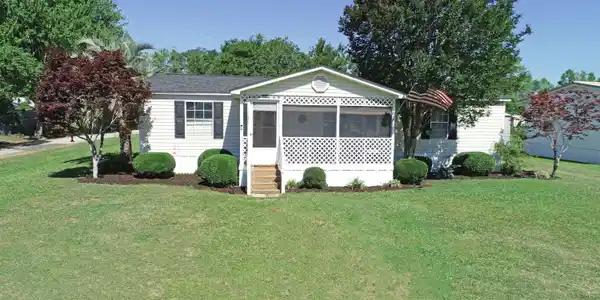 1135 Ralph Bell Road