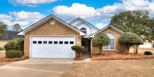 136 Ridge Lake Drive