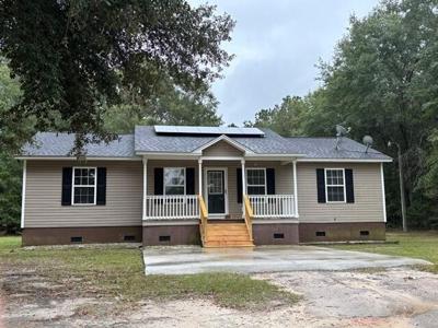 425 Honeysuckle Lane