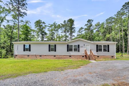 735 Broughton Road
