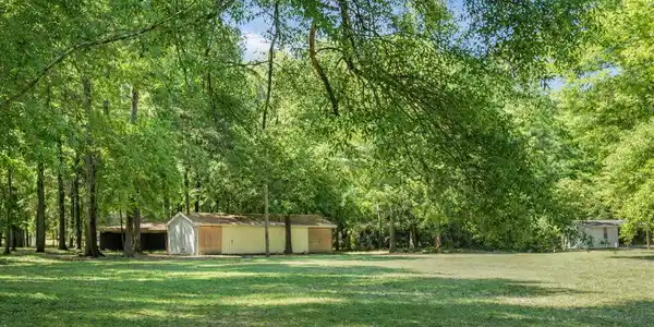 1307 Cooper Lane