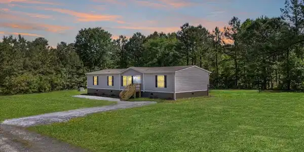 314 Hickory Nut Way