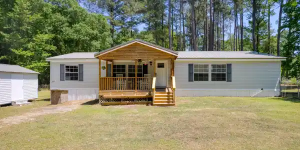 586 Murphy Bay Drive
