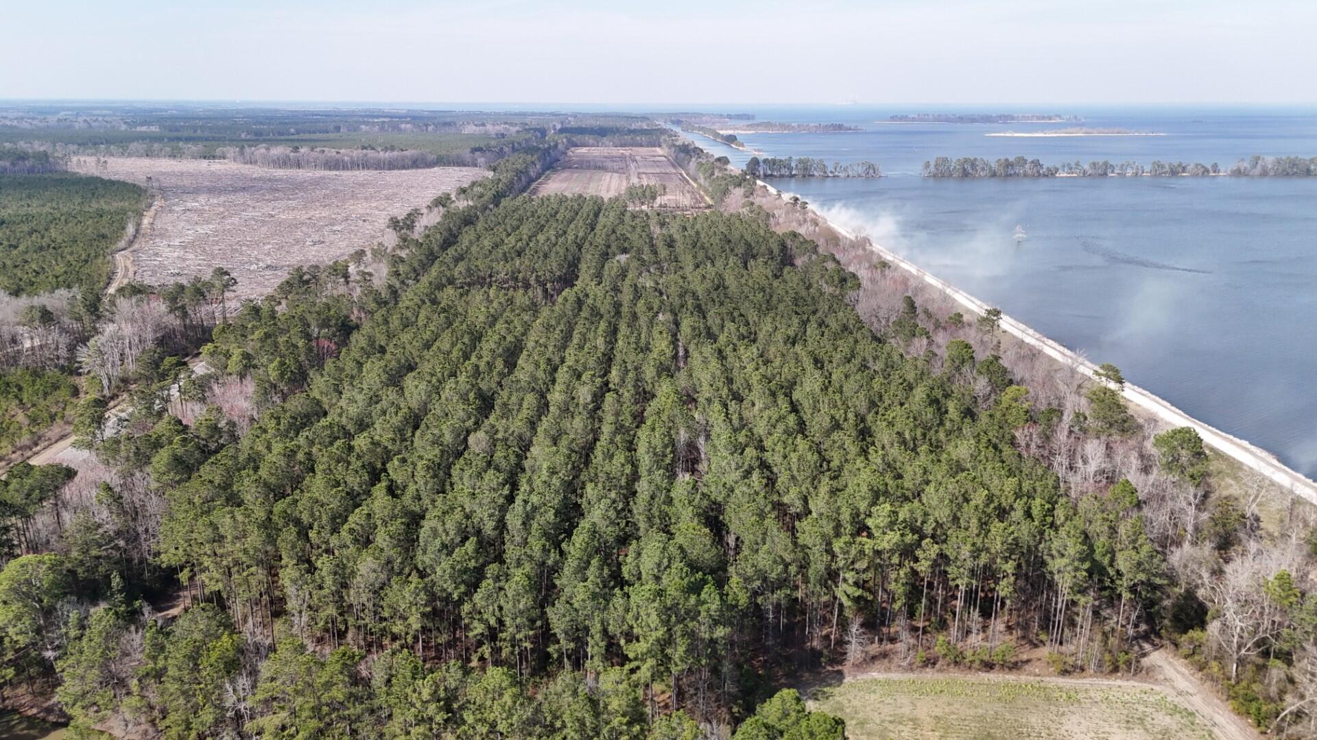 Image 3: Aerial photos (18)