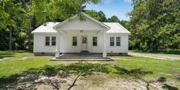1737 Pinopolis Road