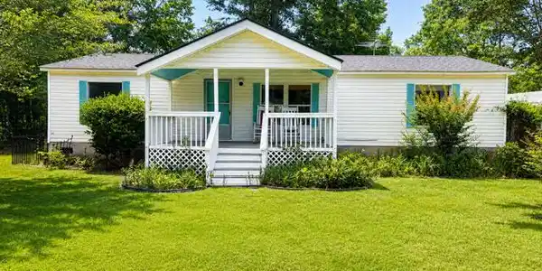 1075 Mockingbird Lane