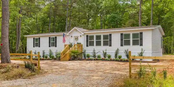 637 Murphy Bay Drive