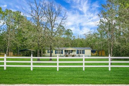 220 Albacore Road