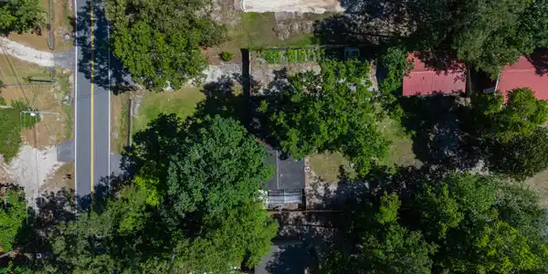 Image 4: 1040 Longpoint Rd - Aerial-1