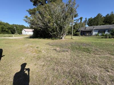 1077 Clifton Road