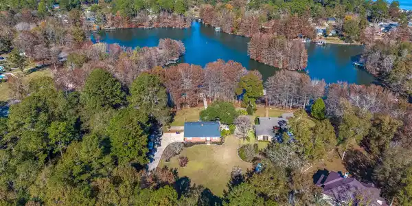 208 Broad River Drive