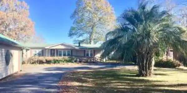 701 Stumphole Road