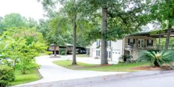 135 Grandview Court