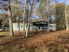 1095 Longpoint Road
