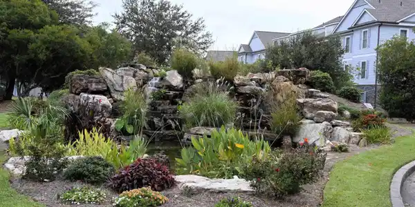 Image 4: 4