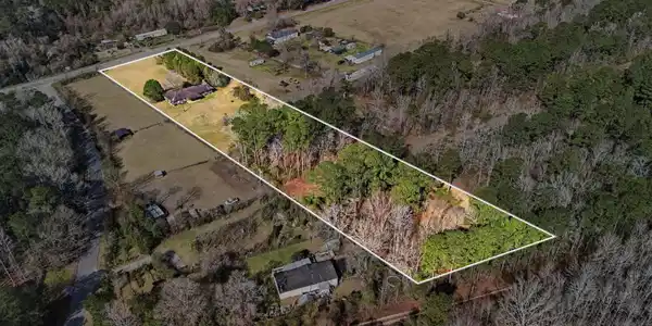 Image 2: 24-web-or-mls-010_DJI_20260304101422_002