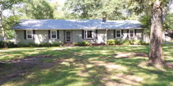 128 Rutledge Drive