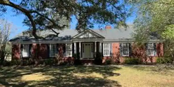 537 Sunset Drive