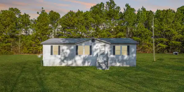 616 Murphy Bay Drive