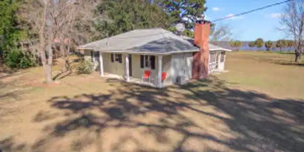 878 Miracle Drive