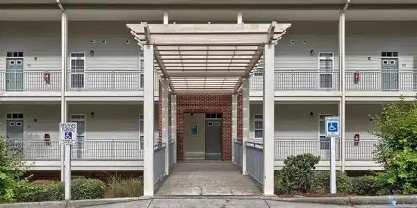105 Ballard Lane
