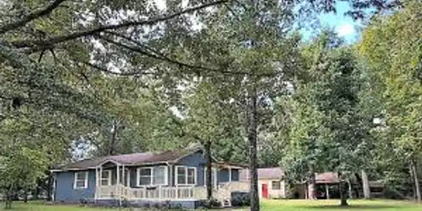 1027 Oakland Drive